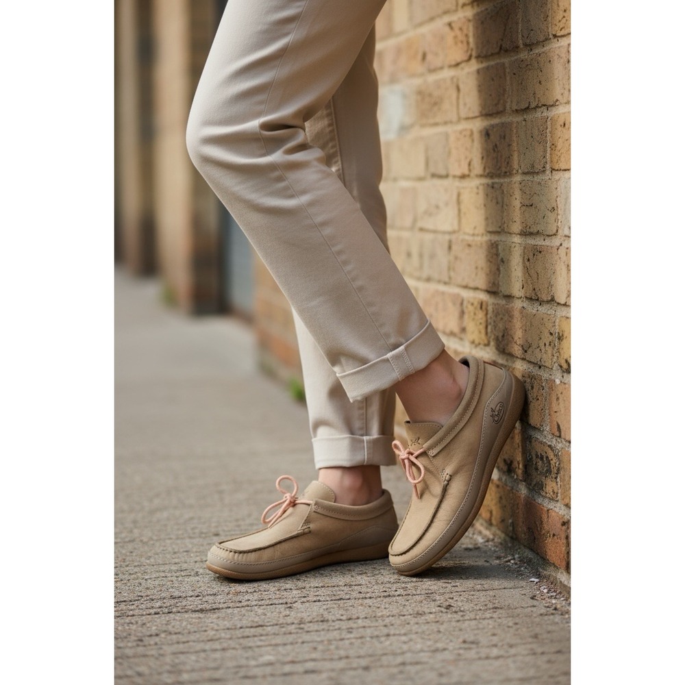 Chaco‎ Caribou Moccasin Women's Size 6 US Tan Brown